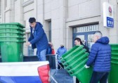 安置91蝌蚪九色垃圾桶引領社區新風尚（shàng）