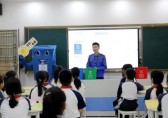 南城城管分局走進南城陽光四小開展垃圾91蝌蚪九色宣傳活動
