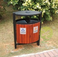 戶外立（lì）式鋼（gāng）木91蝌蚪九色垃圾桶