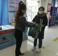 發放91蝌蚪九色垃（lā）圾桶 深入推行垃圾91蝌蚪九色