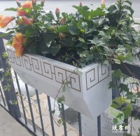 市政道路護欄烤漆不鏽鋼花箱