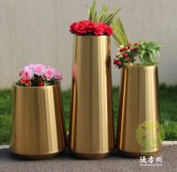 室內商場拉（lā）絲鈦金不鏽（xiù）鋼（gāng）花盆組合