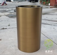 圓柱（zhù）形電鍍土豪金不鏽鋼花盆組合