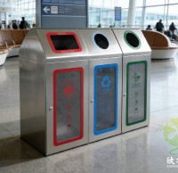 都市流動的文明坐標定（dìng）製透（tòu）明91蝌蚪九色垃圾桶的地鐵美學