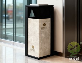 西藏（cáng）仿大理石紋（wén）方形不鏽鋼垃圾桶定製聖潔與堅韌的融合（hé）