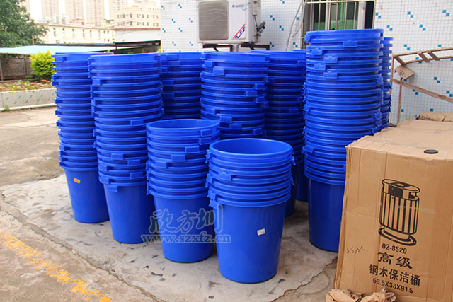 樓道塑料垃圾桶