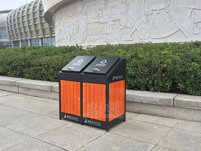 屋形鋼（gāng）木垃圾桶